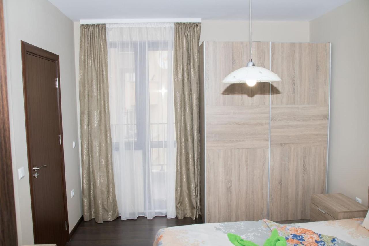 Sunshine Apartment Varna Buitenkant foto