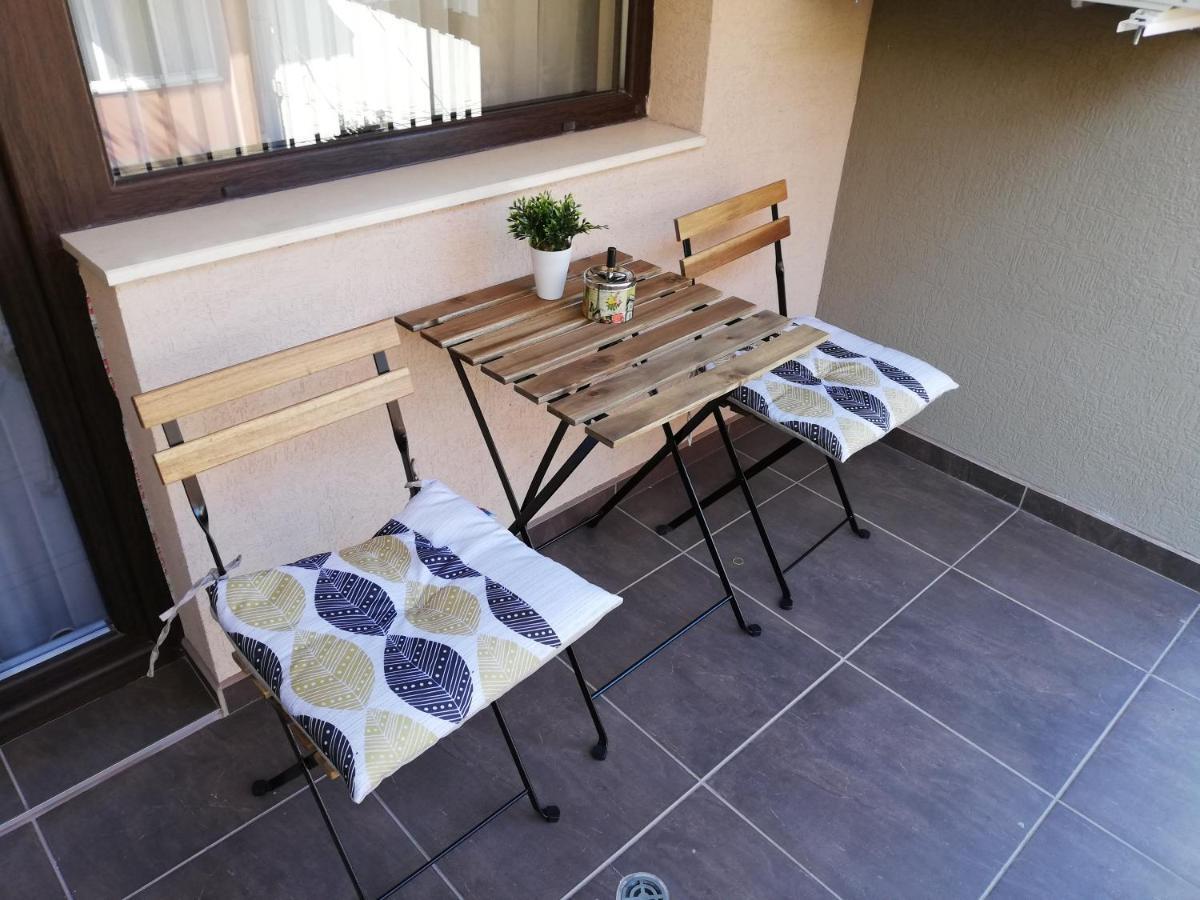 Sunshine Apartment Varna Buitenkant foto